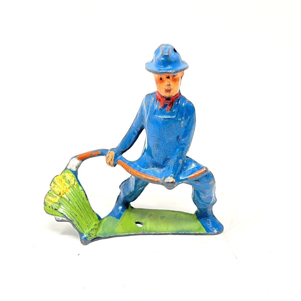 Manolo Happy Farm Series - #41/8 Farmer Cutting Wheat with Scythe